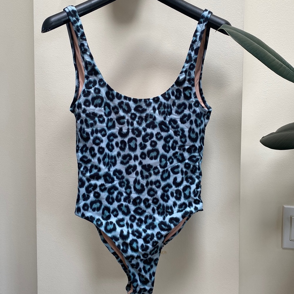 Les girls Les boys leopard print one piece swimsuit